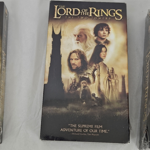 New factory sealed* VHS☆☆ Lord of the Rings trilogy♡ rare☆ collectable * - Picture 10 of 15